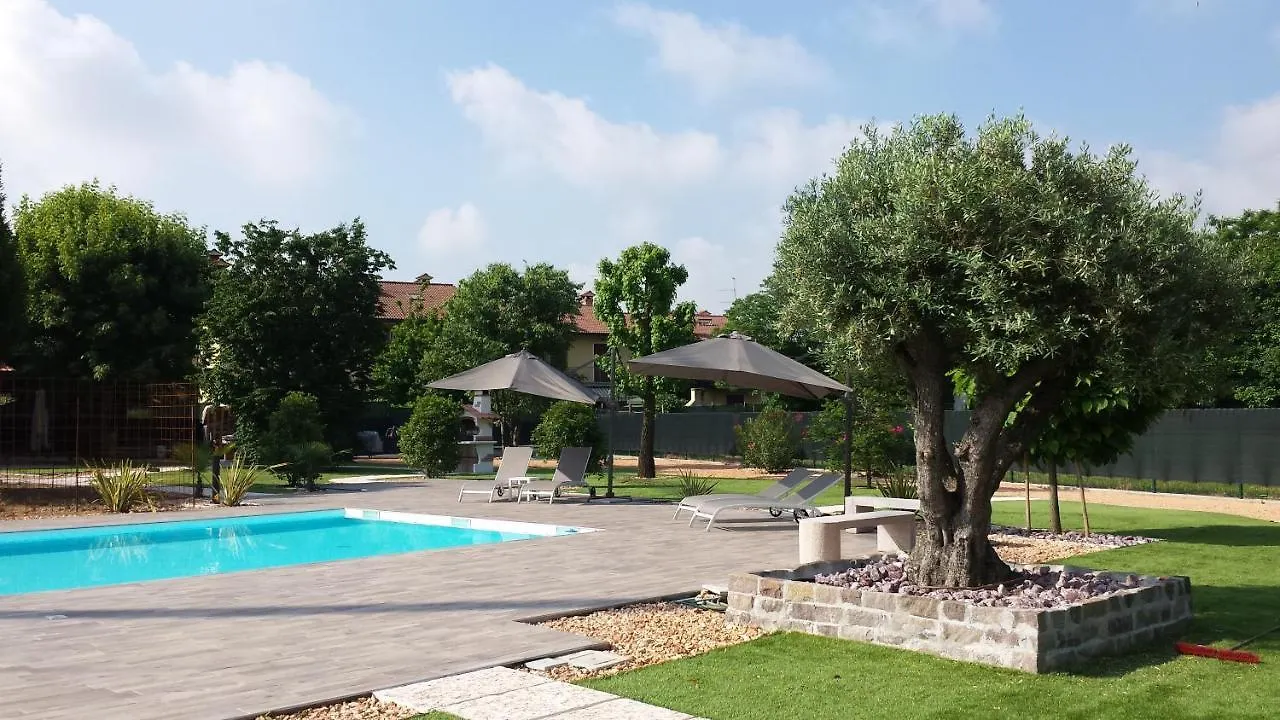 Hotel Dimora La Risorgiva Verona 0*,  Italien